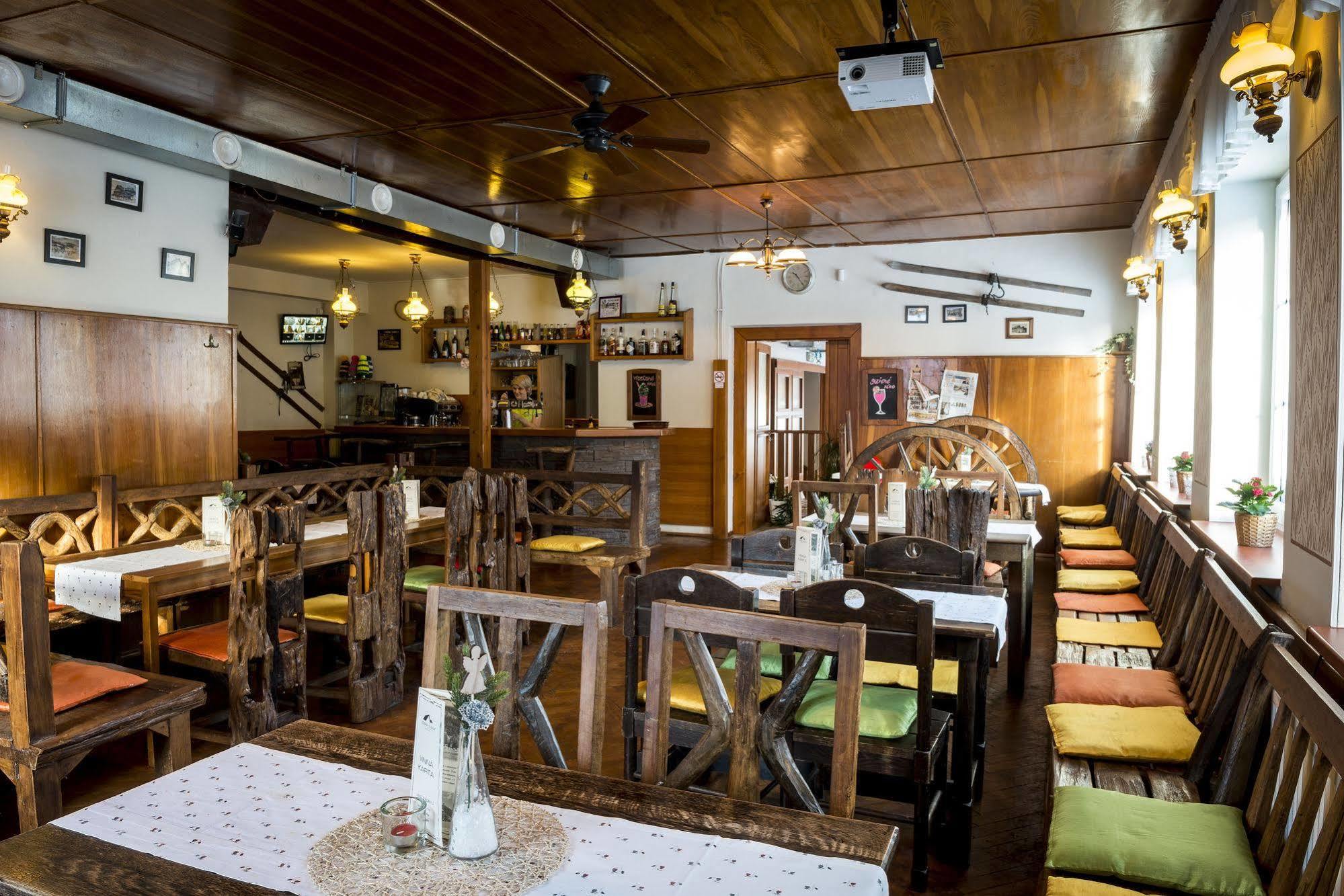 Horsky Hotel Dobra Chata Stachy Bagian luar foto