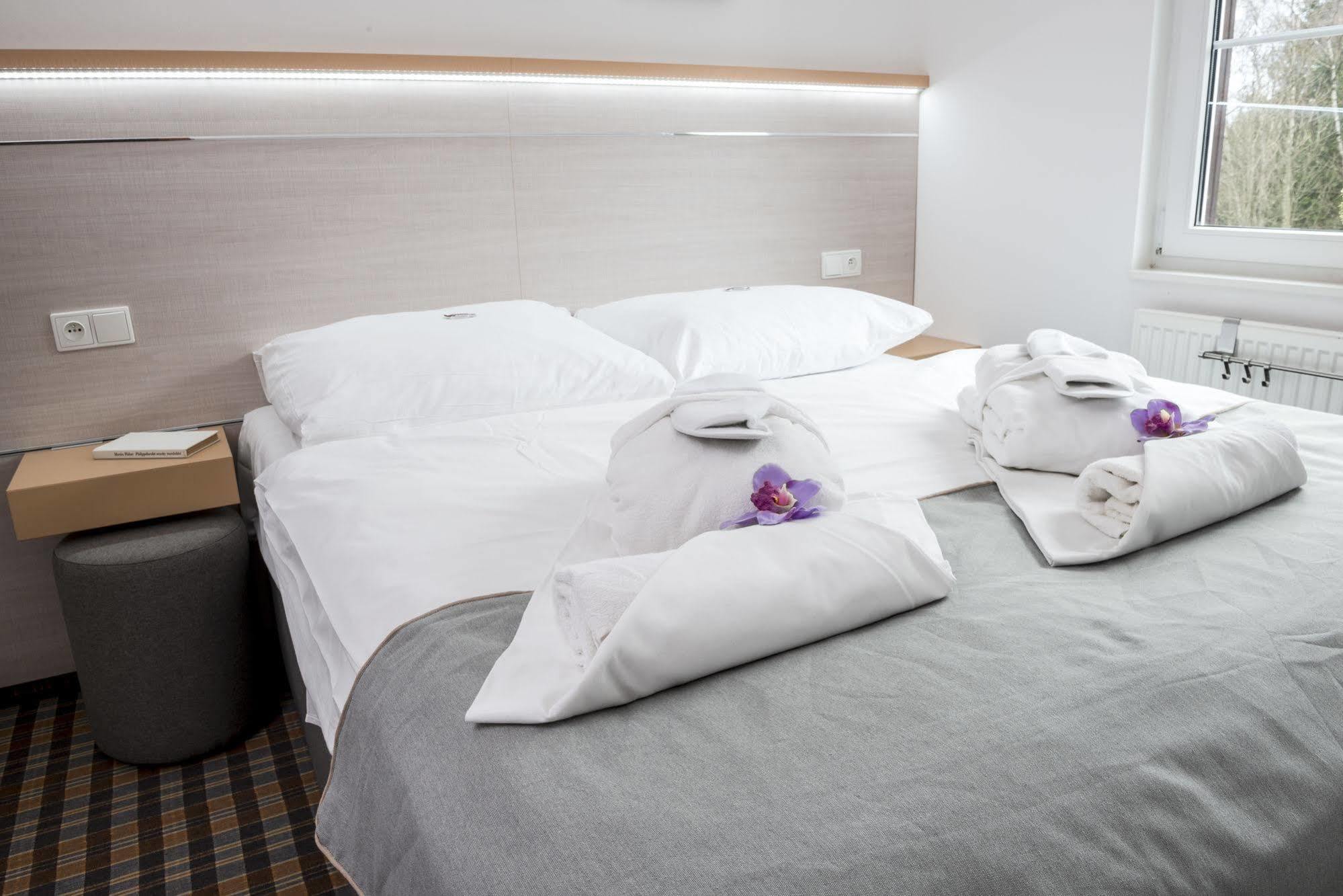 Horsky Hotel Dobra Chata Stachy Bagian luar foto