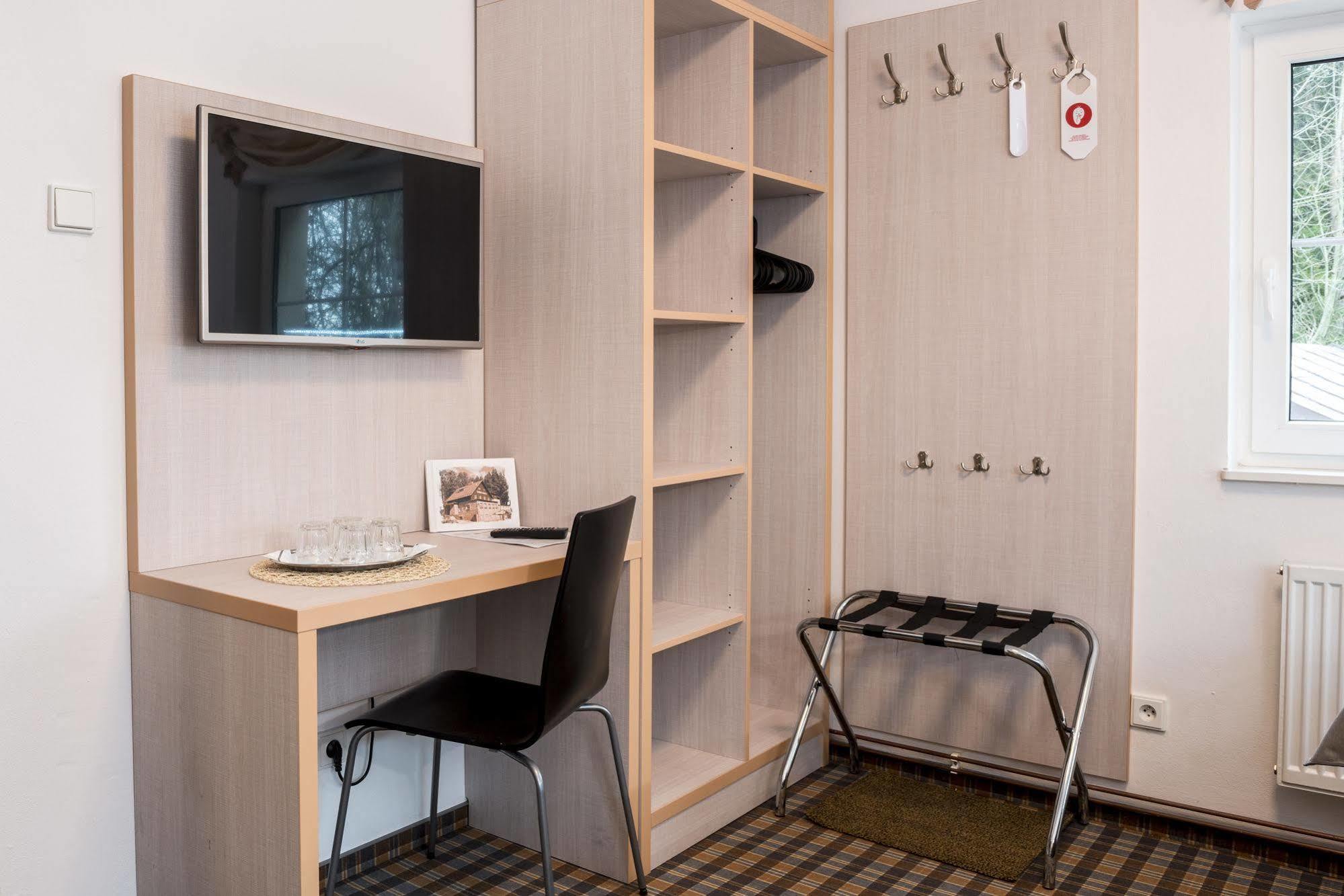 Horsky Hotel Dobra Chata Stachy Bagian luar foto